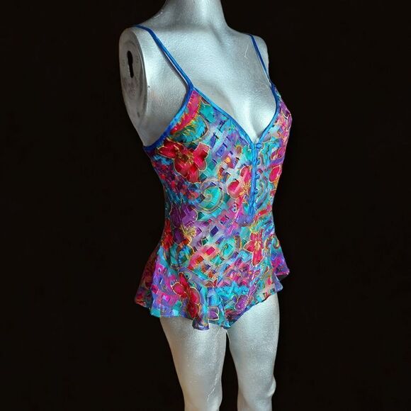 Vintage Victoria's Secret One Piece Sheer Bodysuit Medium - Picture 11 of 11